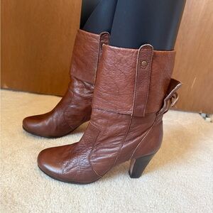 Dolce Vita Webber Cuffed Cognac Leather Booties Slouchy Soft Ankle Boot Sz 8.5